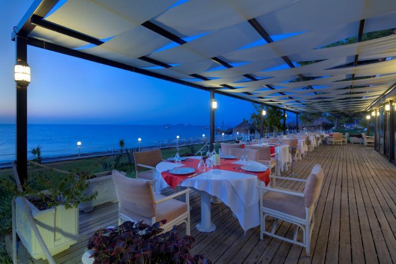 Fun And Sun Club Saphire Hotel เทคิโรวา ภายนอก รูปภาพ