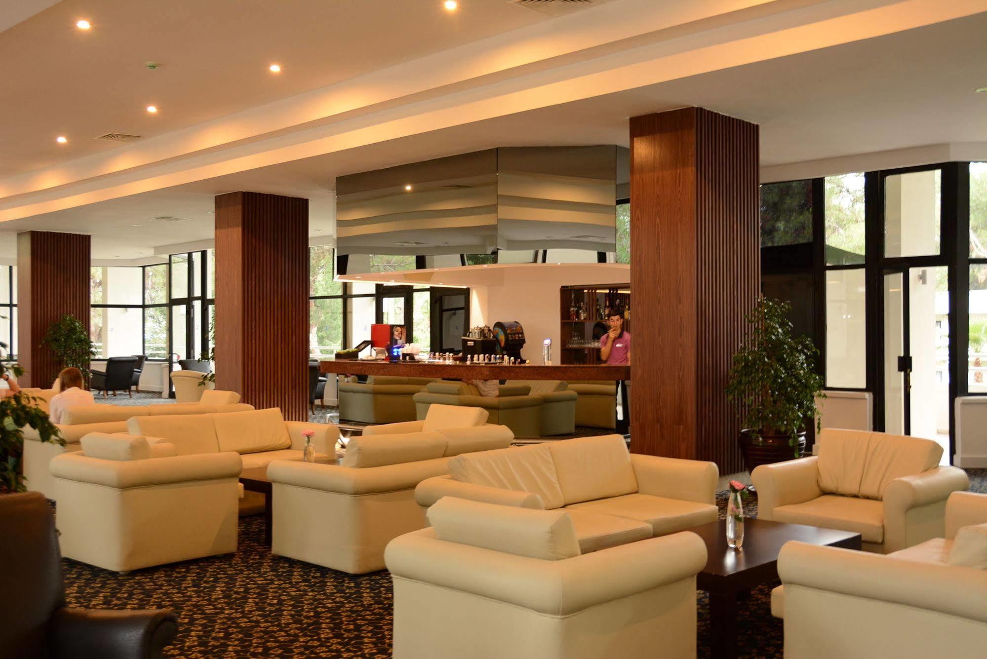 Fun And Sun Club Saphire Hotel เทคิโรวา ภายนอก รูปภาพ