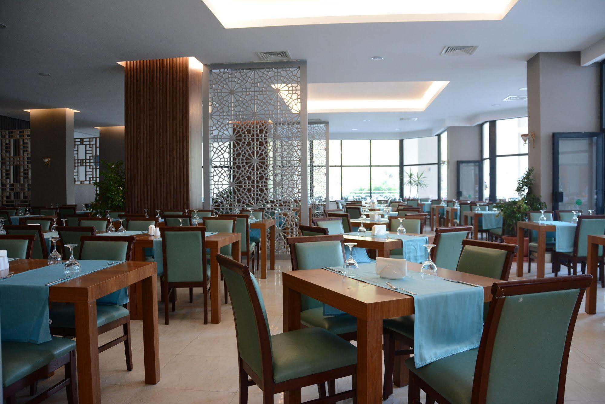 Fun And Sun Club Saphire Hotel เทคิโรวา ภายนอก รูปภาพ